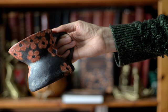 Mug corset fleuri - suzanne aux yeux noirs