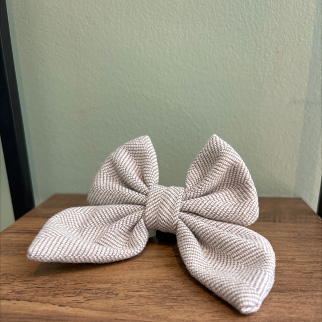 Brown tweed sailor bow tie 