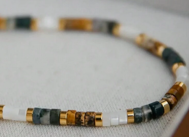 collier pierre naturelle