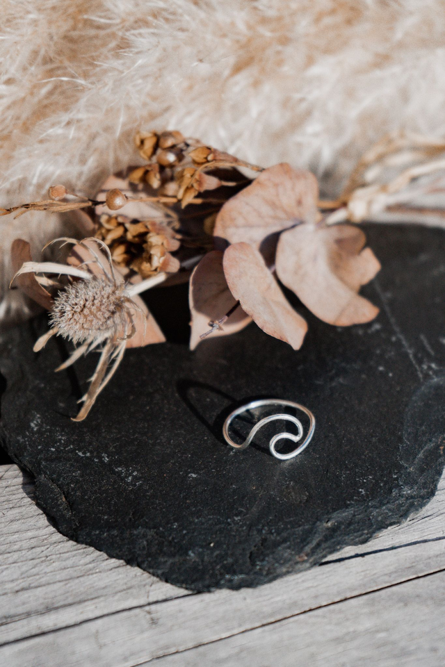 Bague "surf sur la vague" en argent 925/1000 recyclé