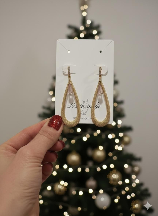Kolekcija Gold Elegance - Viseče kapljoce s zlatimi lističi i in roza kapljick