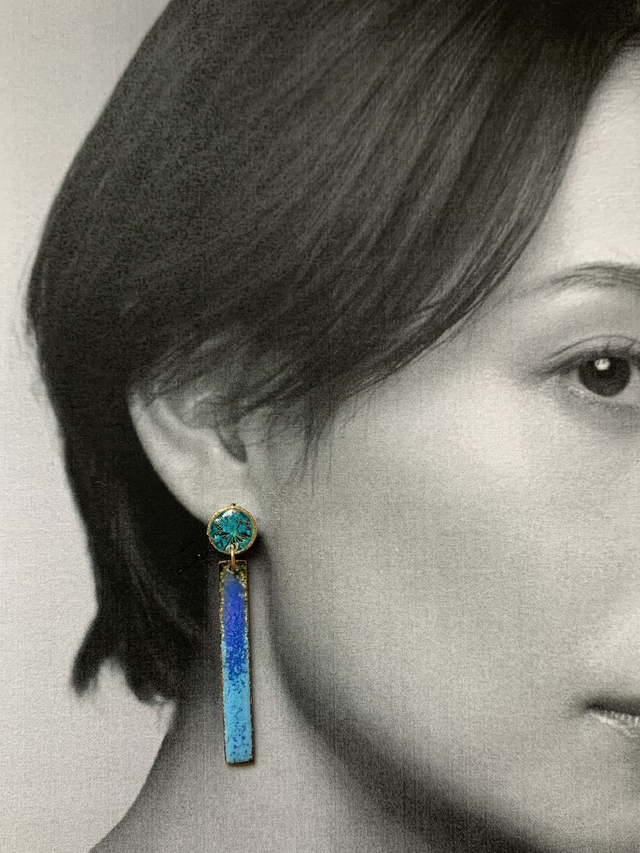 Pièces uniques - Boucles d'oreilles en émail et fleurs séchées