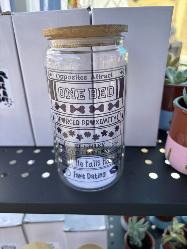 Romance Trope Bookstack - Sublimated Glass Can with Bamboo Lid and Straw