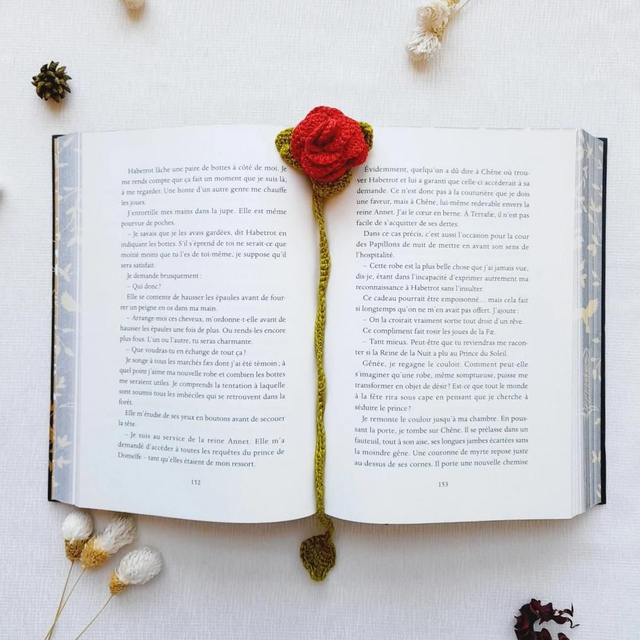 Marque-page Rose -  Fait main au crochet en 100% coton