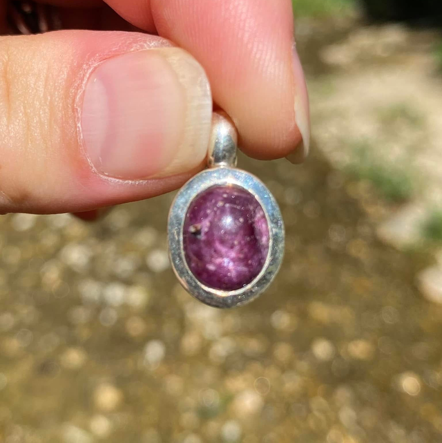 Pendentif en argent et Rubis 