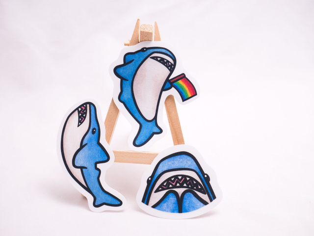 Naklejka PLUSZOWY REKIN urocze wodne stworzenie, wlepa blahaj