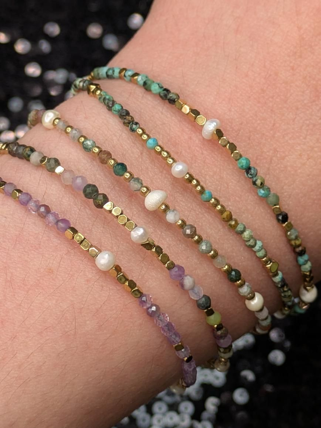 Bracelet perles et pierres 