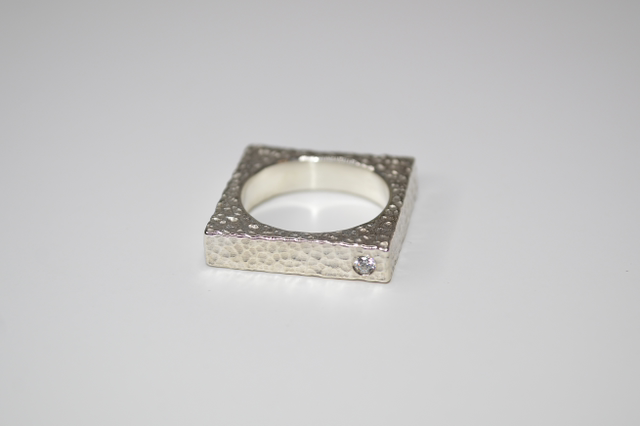 Bague carré