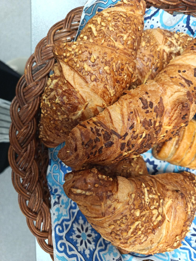 Kinkku juusto voicrossant