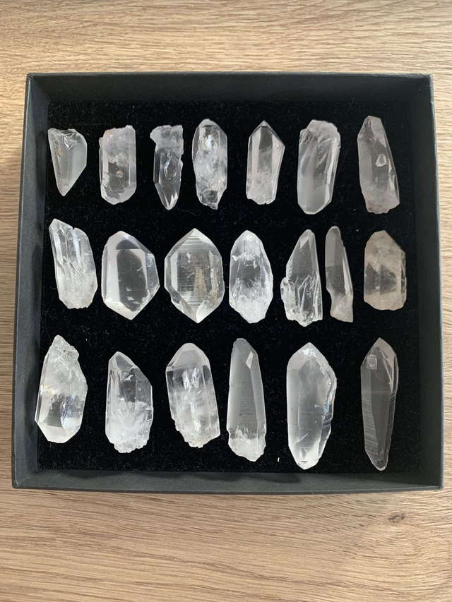 Lot 20 Cristaux de roche Lémurien