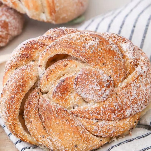 Iso KRISTALLIPULLA