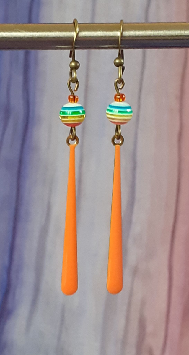 Cleddyf Boucles d'oreilles pendantes colorées