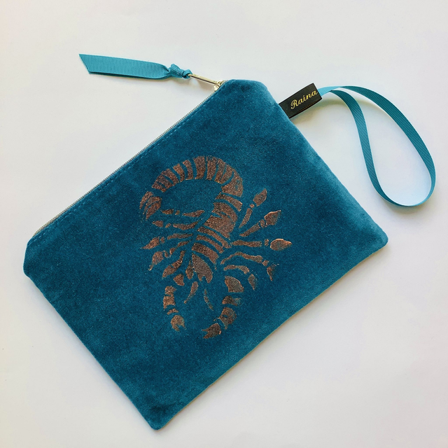 Teal Scorpio velvet Zip-Up Pouch 