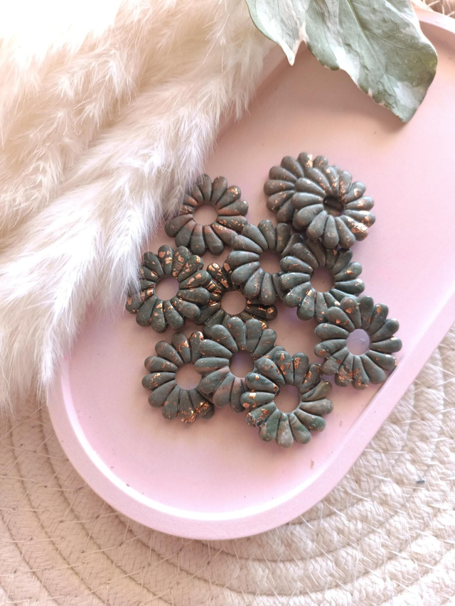 &quot;Charlotte&quot; kaki