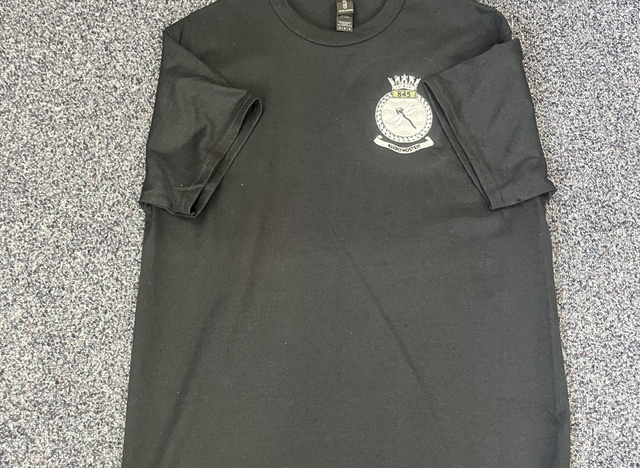 845 XL Black T shirt 