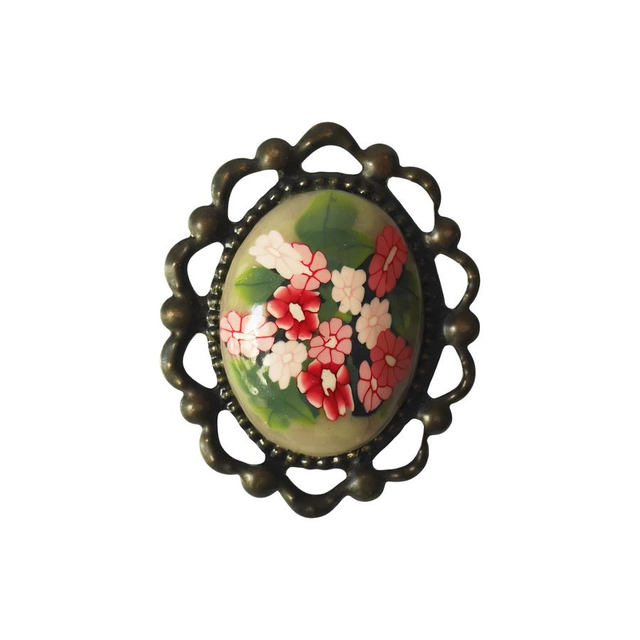 Broche rétro ovale fleurs rouges