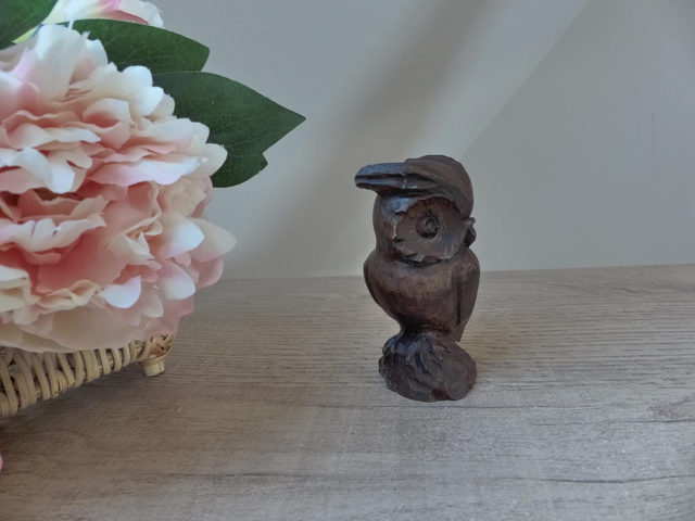Sculpture hibou en résine imitation bois, Figurine hibou miniature marron signé Bidal, hibou décoration intérieur maison porte bonheur