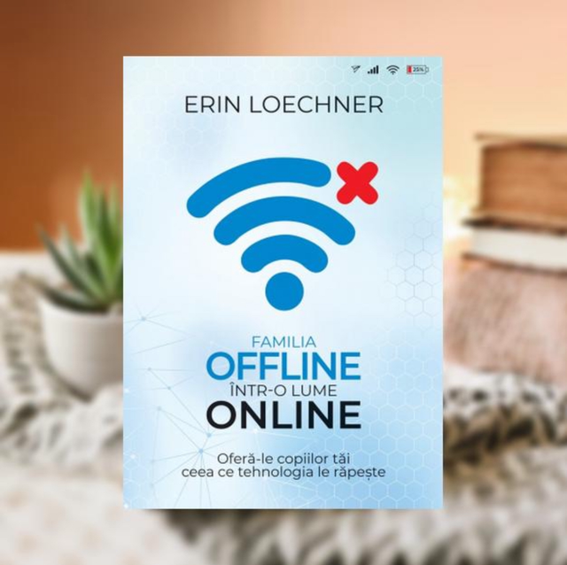 FAMILIA OFFLINE INTR--O LUME ONLINE -- ERIN LOECHNER