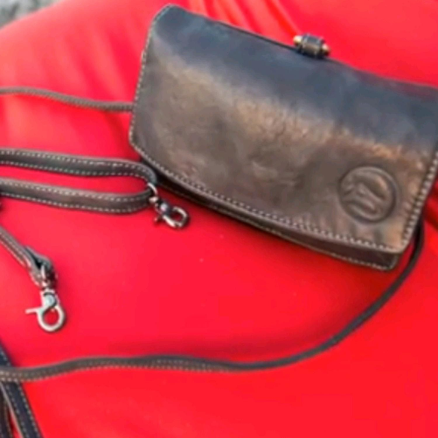 multitasche echt Leder "navy green"