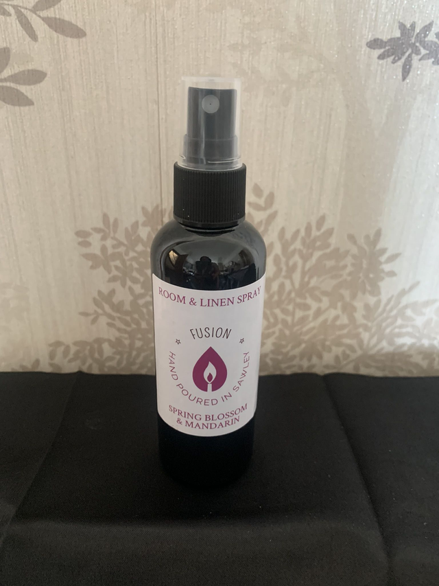 Spring Blossom &amp; Mandarin Room / Linen Spray 100ml