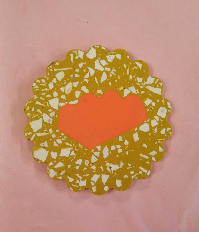 Frykas, Kolorowa podkładka pod dzbanek, kubek lub akcesoria, ryflowana, musztardowa, 14 cm