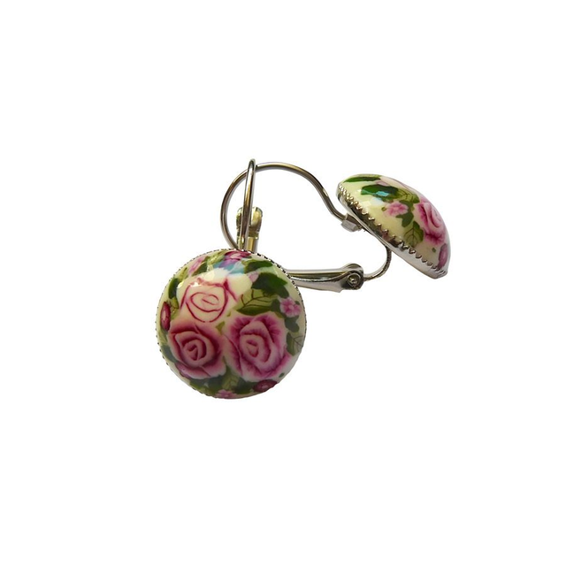 Boucles d&#039;oreilles petites dormeuses trois roses