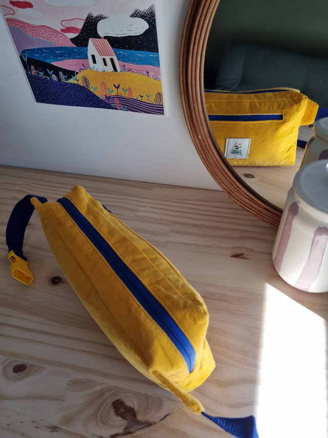 Banane rectangle jaune