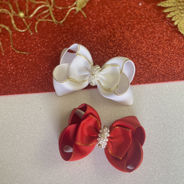 Grande barrette brodée de perles et strass