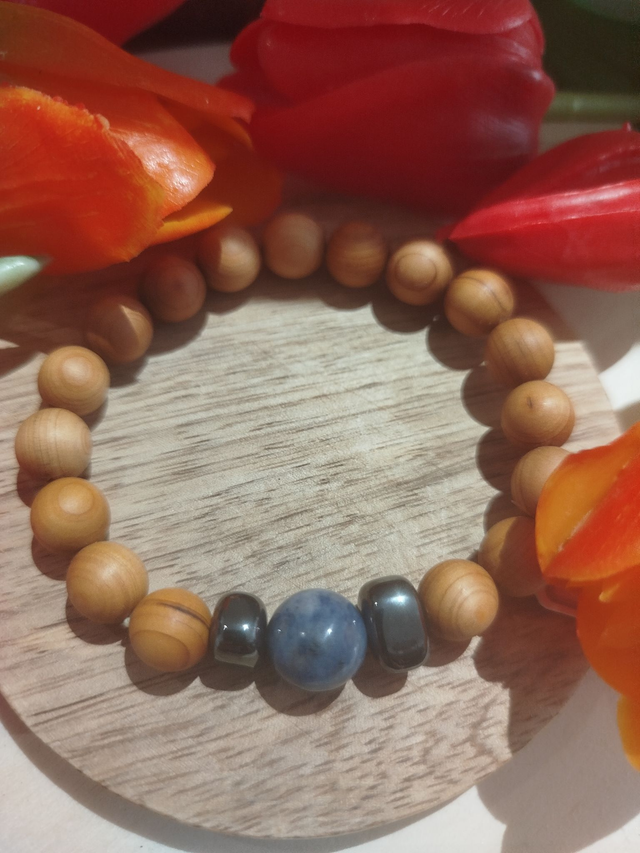 Bracelet Bois de Cèdre et Sodalite 