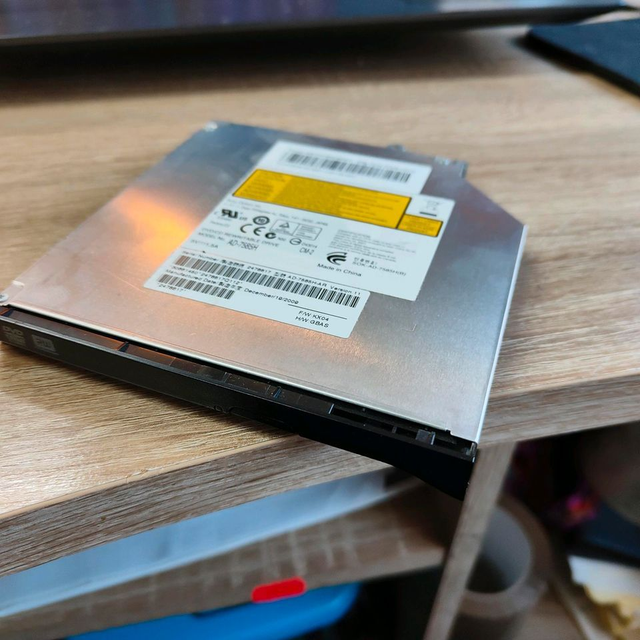 Sony Optiarc SATA AD-7540A DVD±RW DL/-RAM Laufwerk Super Zustand Gebraucht