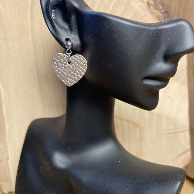 BO coeurs cuir or mat