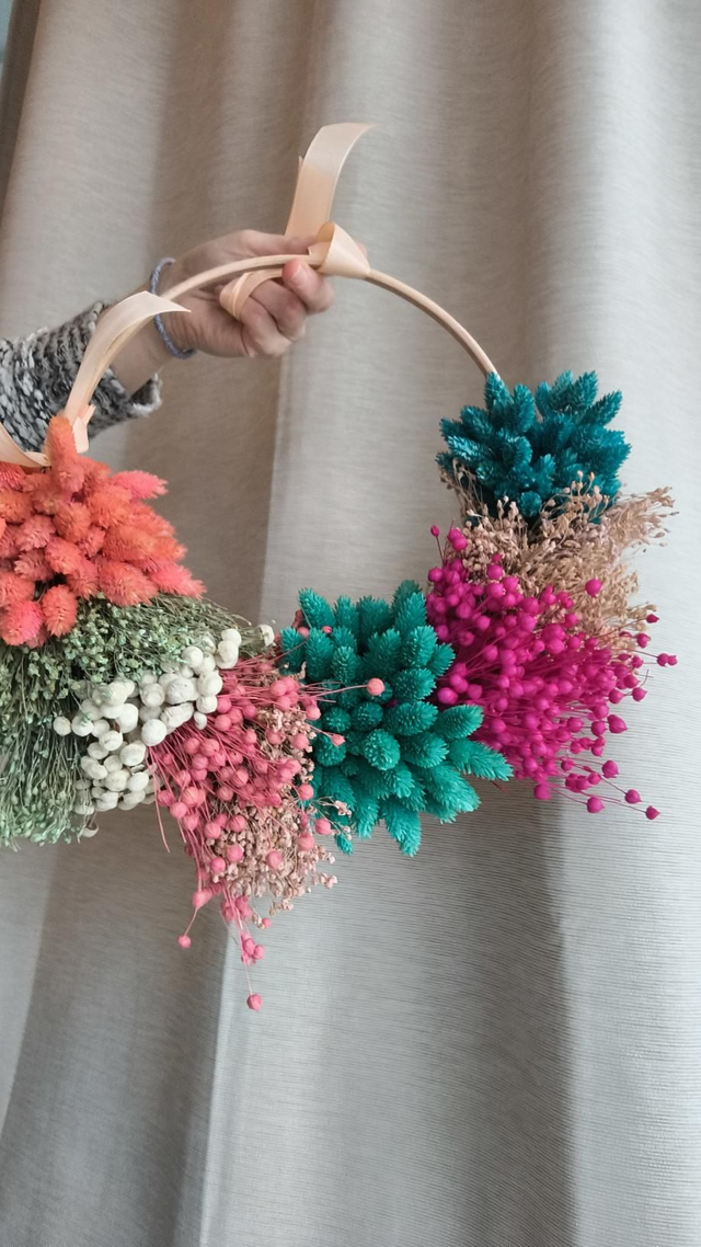 Félig kötött KALAND ajtódísz 