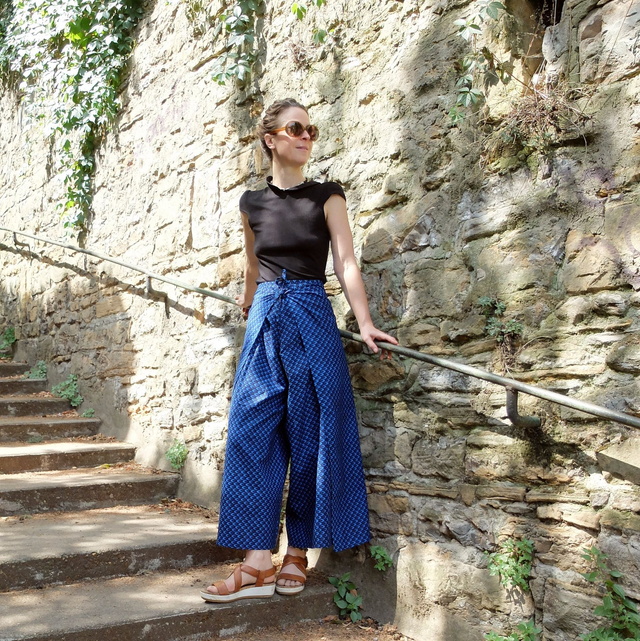 Pantalon portefeuille unisexe en coton wax du Sénégal | Taille réglable - pantalon thaï | NJAXASS 