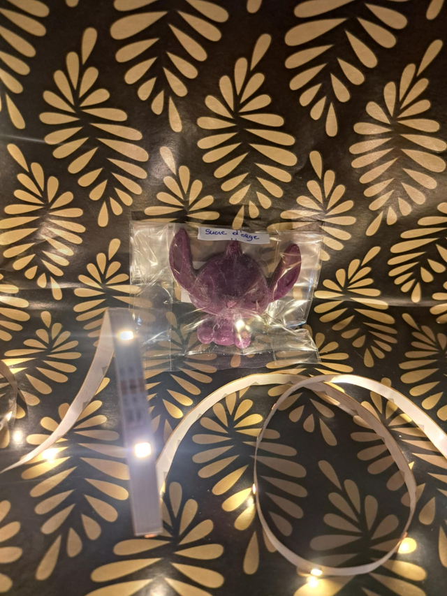 fondant stitch ( sucre d'orge )