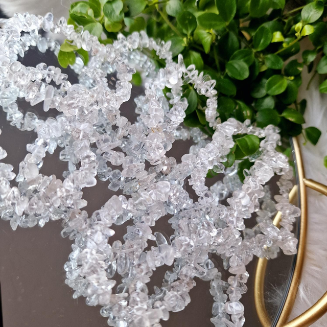 Clear quartz chip bracelet 