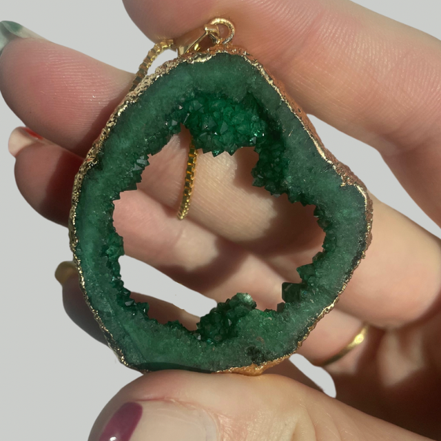 Green geode necklace