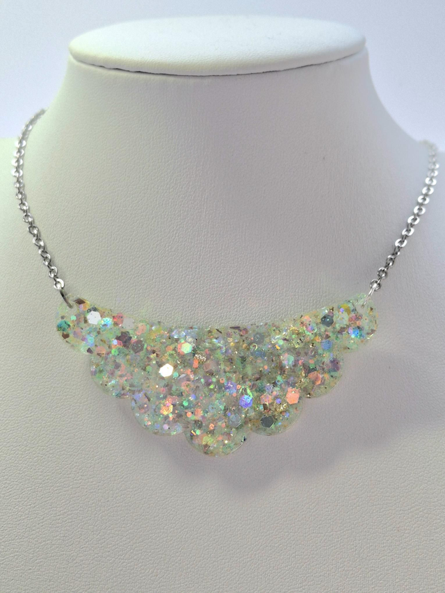 Glitter resin collar necklace on silver chain