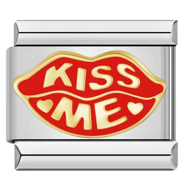 Charm Kiss Me