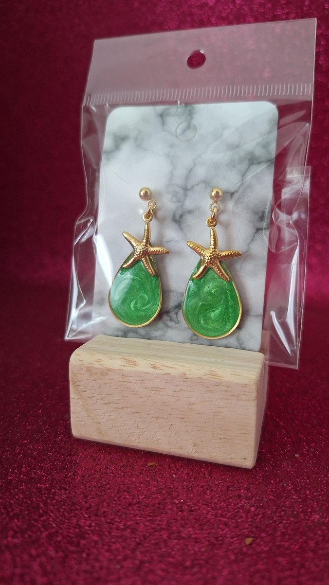 Boucles d&#039;oreilles Étoiles dorées / vertes 