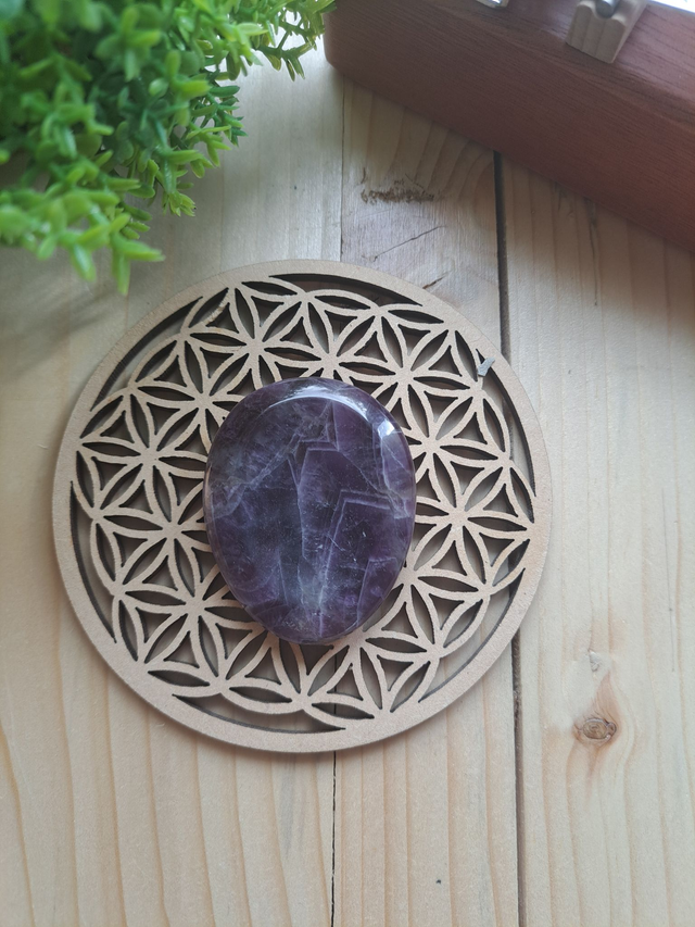 Galet anti-stress améthyste