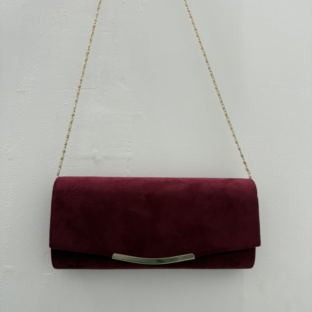 Cartera sobre aterciopelada