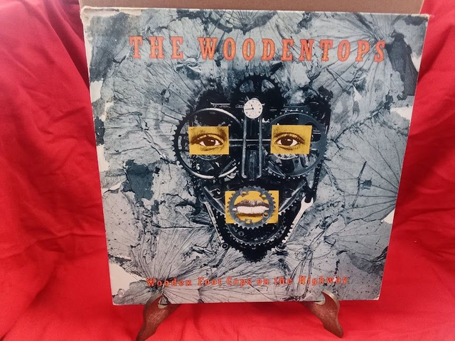 The Woodentops – Wooden Foot Cops On The Highway