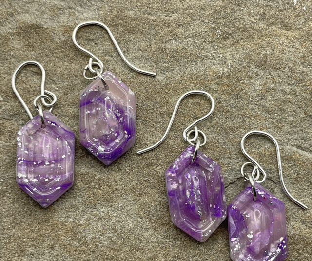 Mini hexagon danglies 