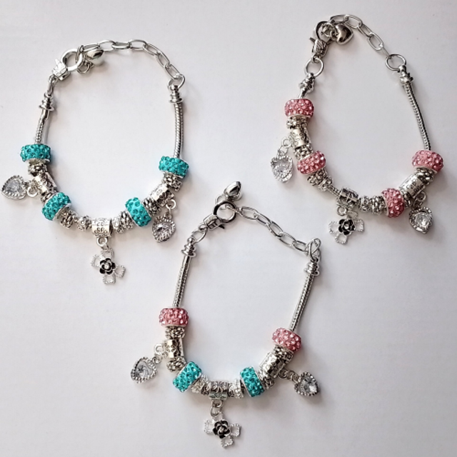 Ladies Handmade Snake Chain Rhinestone Beaded Flower &amp; Hearts Charm Bracelet - 3 Designs