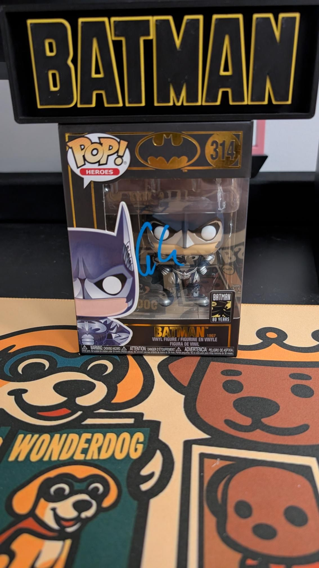Funko Pop DC Batman 1997 314 Signed By George Clooney with Beckett Authentication 