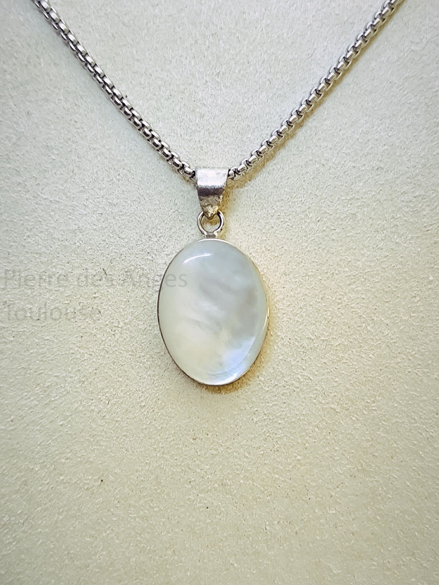 Pendentif Nacre Blanche