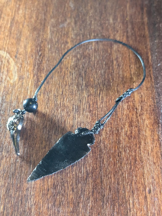 Pendule Flèche (pierre noir)