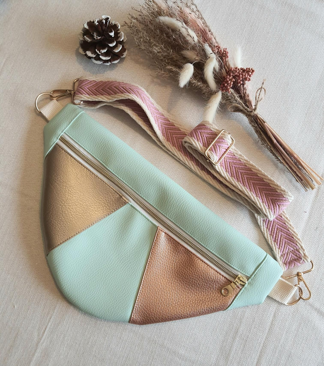 Banane simili turquoise 