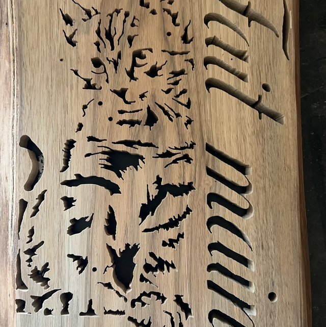 Chat avec inscription fait main 