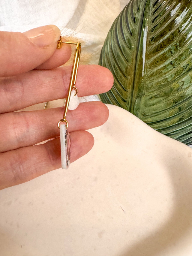 Boucles d’oreilles Équilibre fleuri bordeaux